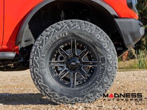 Custom Wheels (1) - Rough Country - 88 Series - Gloss Black - 17 x 8.5 / 6 x 5.5 / -12 / 4.5" 